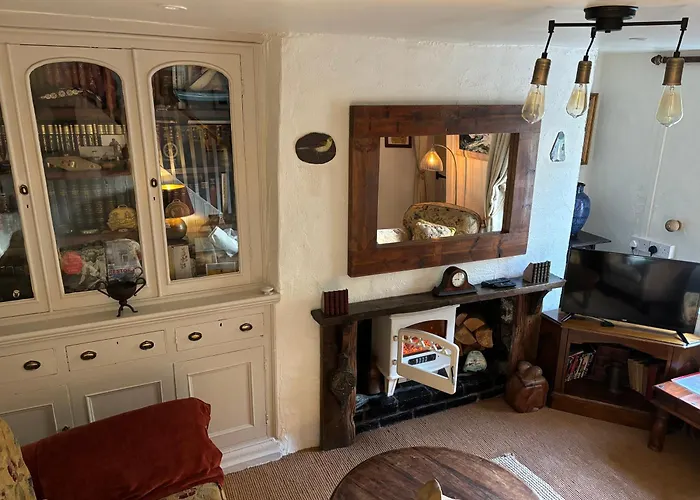 Anglesey Traditional 2 Bed Stone Cottage With Ev